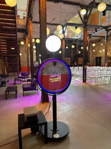 LE MIROIR BEAUTY CIRCLE